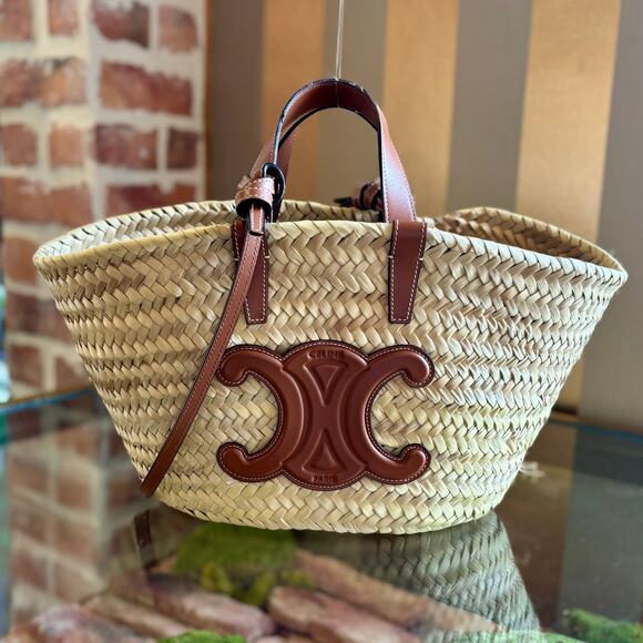 Celine Handbags - CELINE Teen Classic Panier Bucket Bag